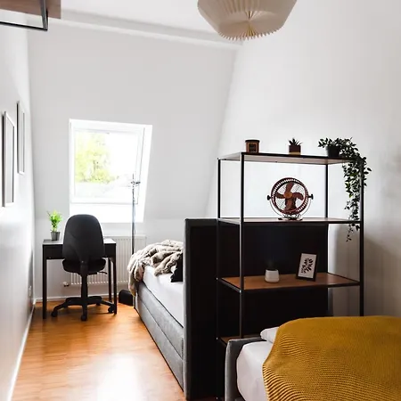 Hybrid Work-Play Retreat - 2Br, 1B Central Kreuzberg Berlin Exterior photo