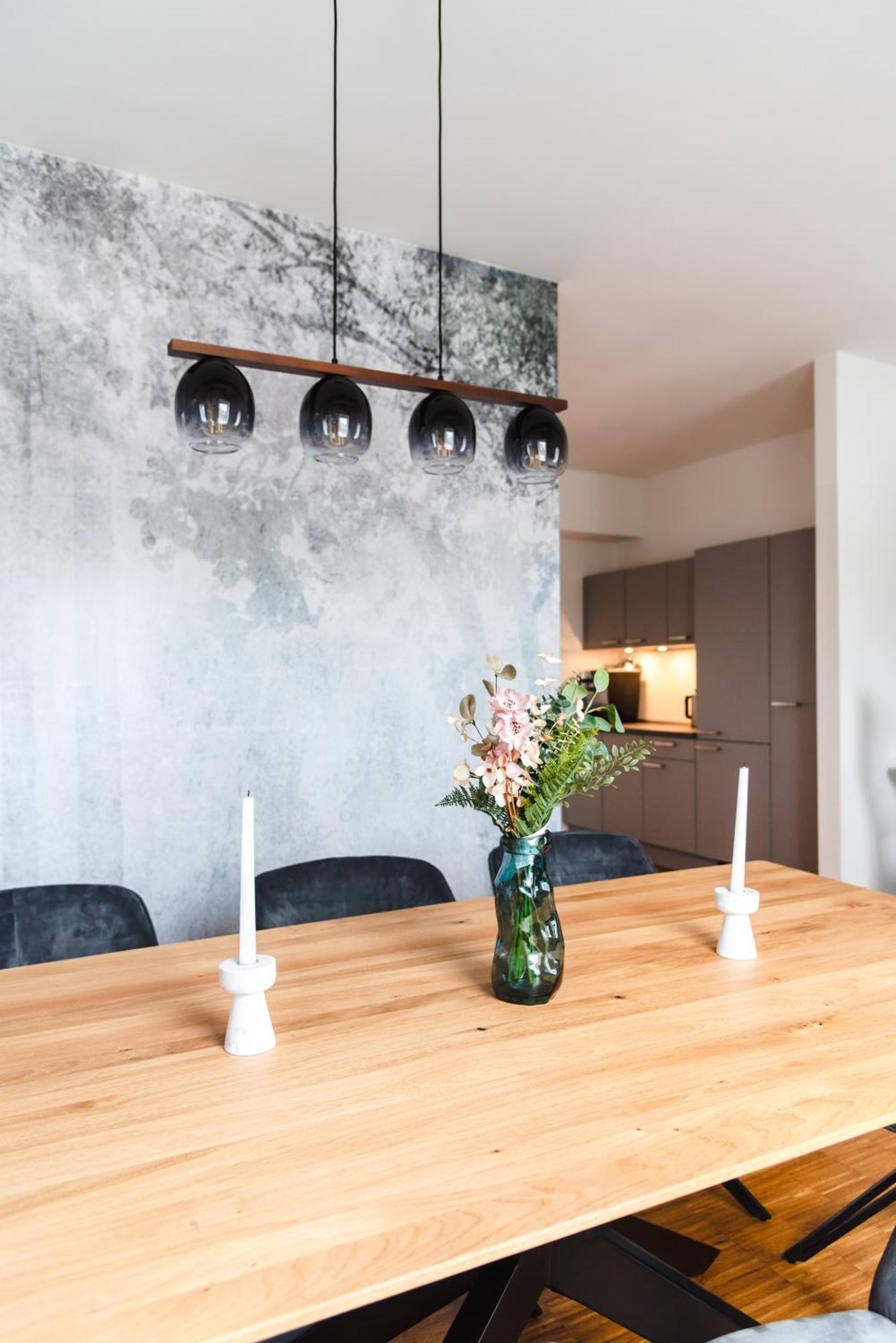 Hybrid Work-play Retreat - 2br, 1b Kreuzberg Apartment